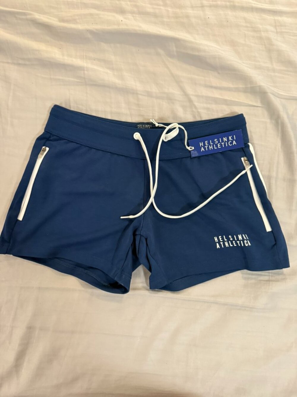 Men Helsinki Athletica athetlic shorts size small (blue)